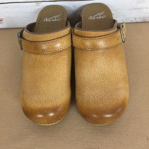 Dansko Tan Burnished Clogs EU 38/US 7.5-8